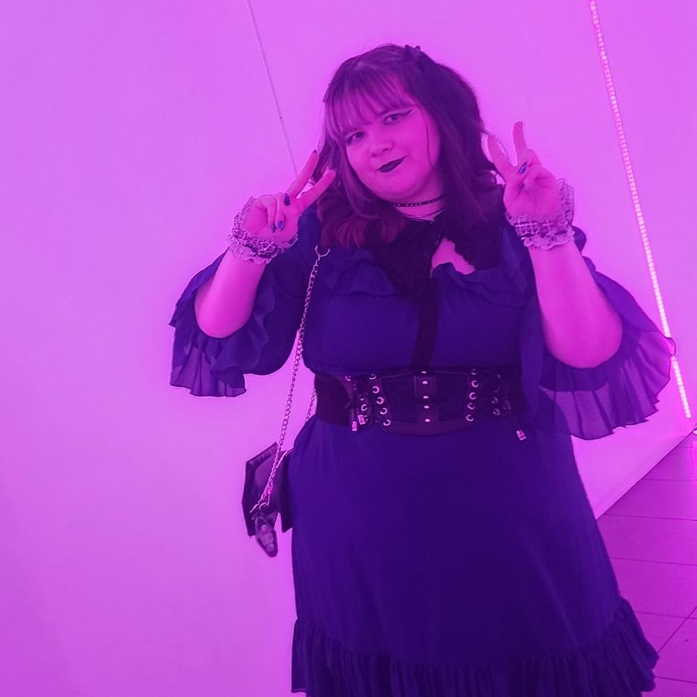 Steph 💜🖤