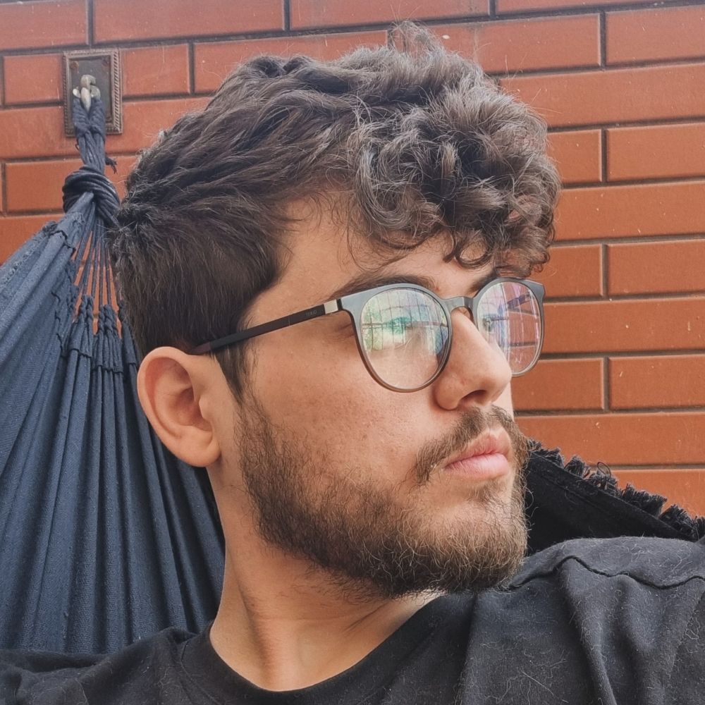 Thomaz M