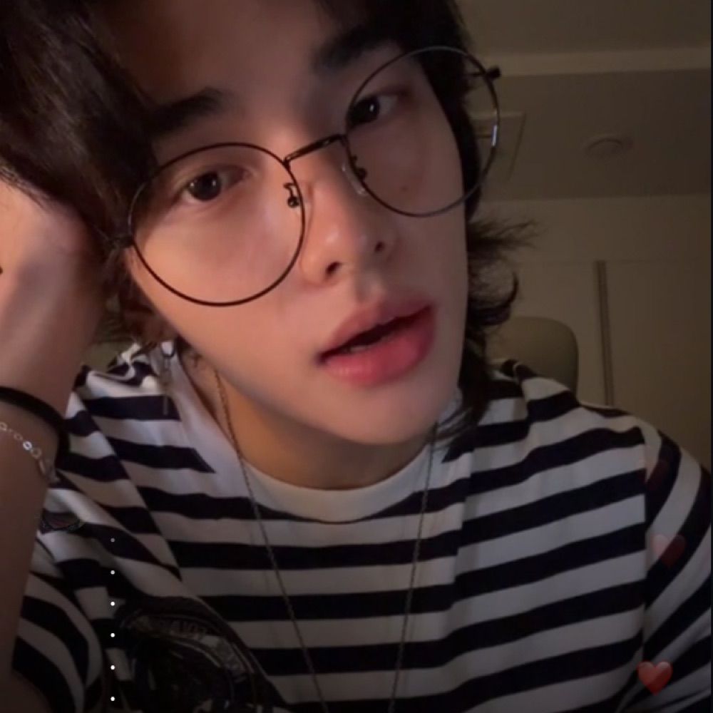 soph 🍡 alfa do hyunjin
