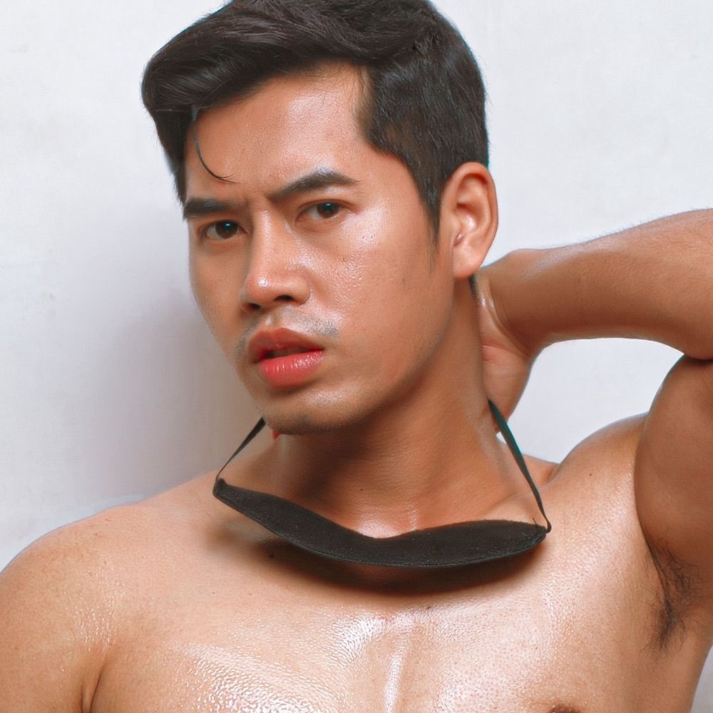 Ron Apichat