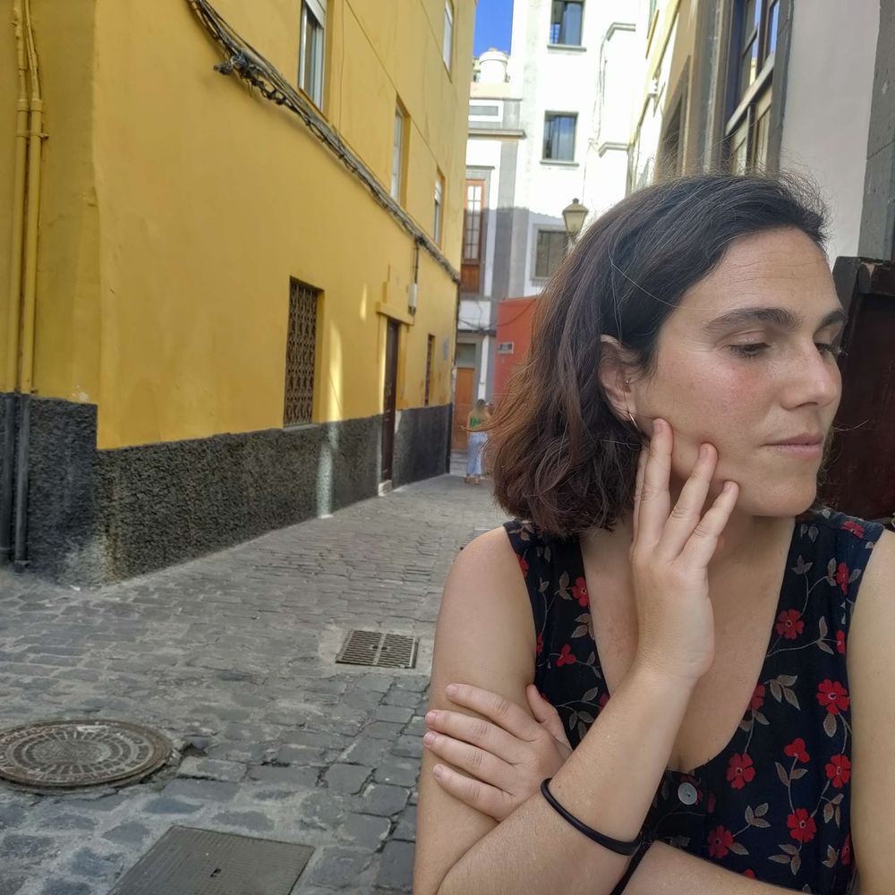 Lur Olaizola
