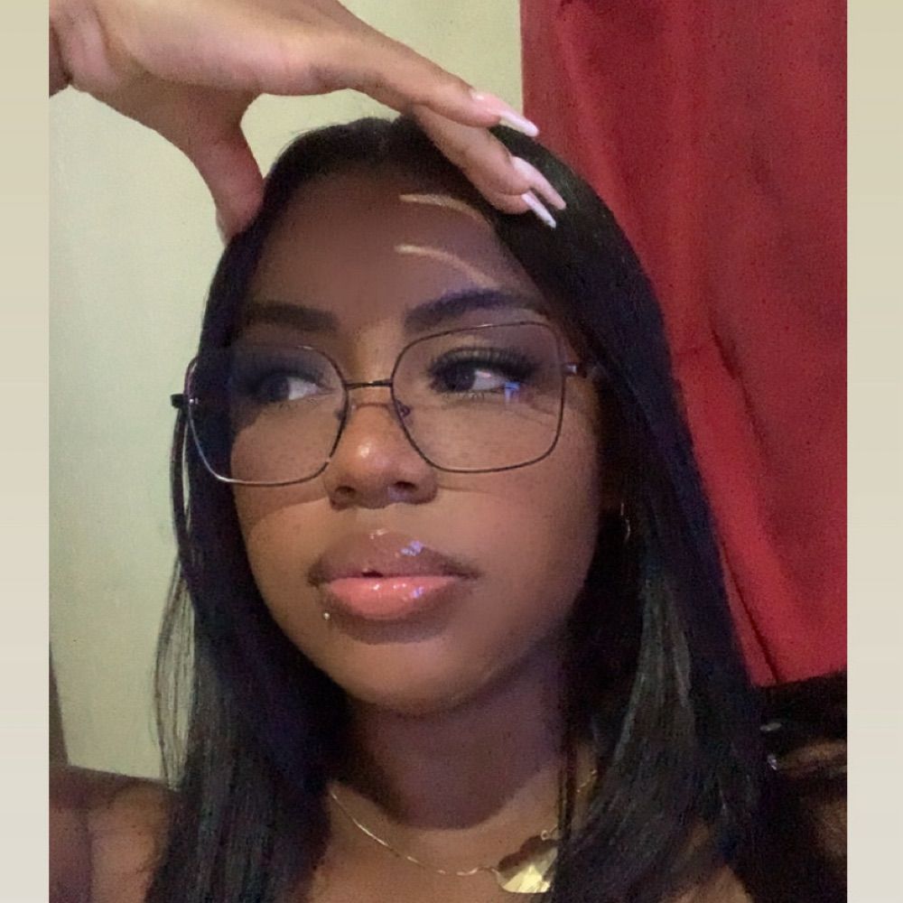 Hellen Martins 🤪