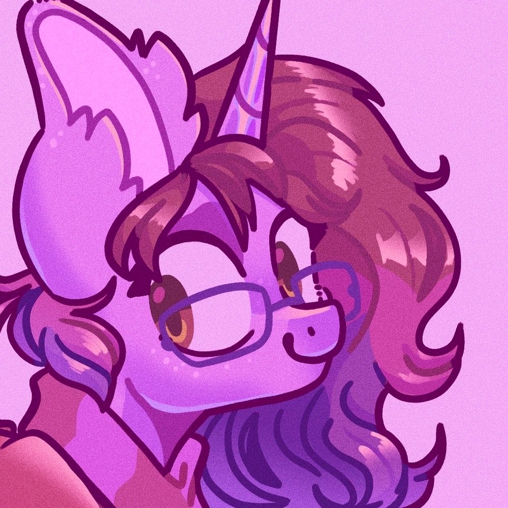 Rosie 🦄 🎨 🔞
