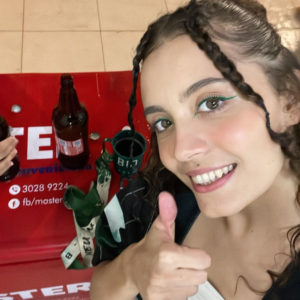 CAJU bem pequeno da bio 🐸