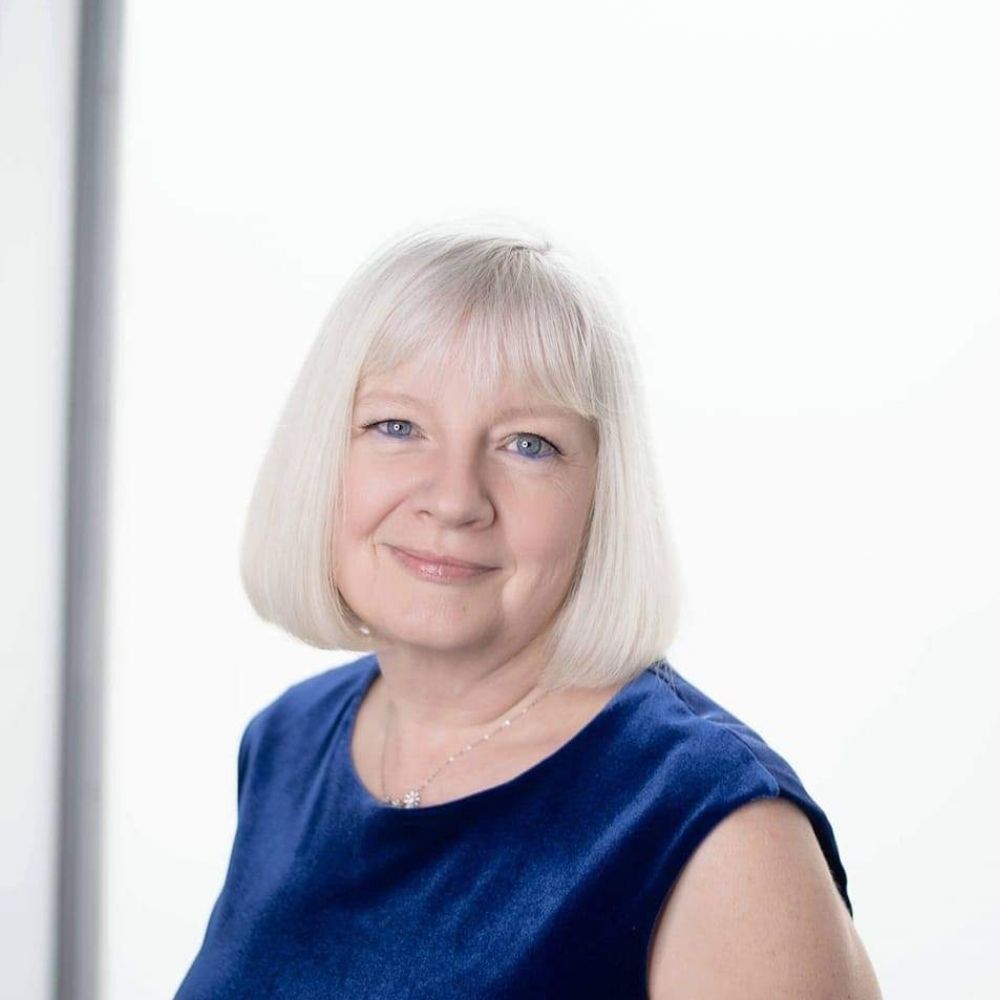 Dr Alison Raby