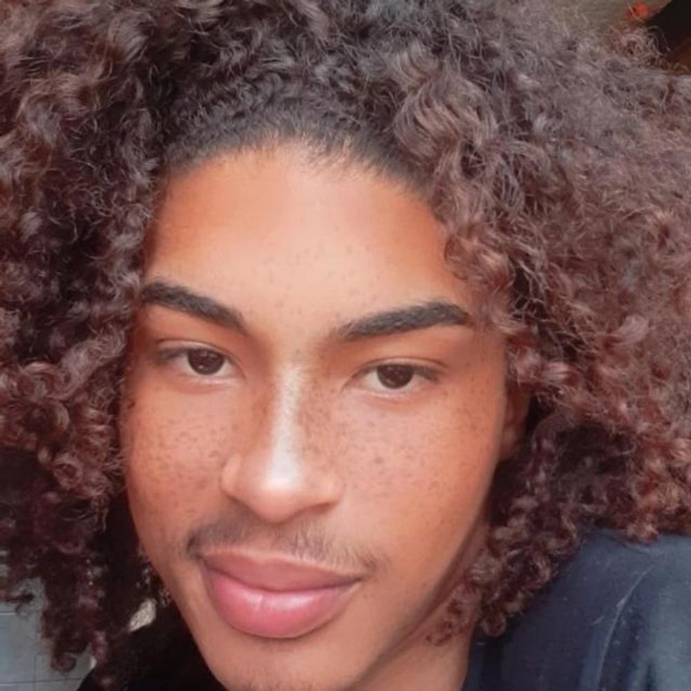 Adryanhoz