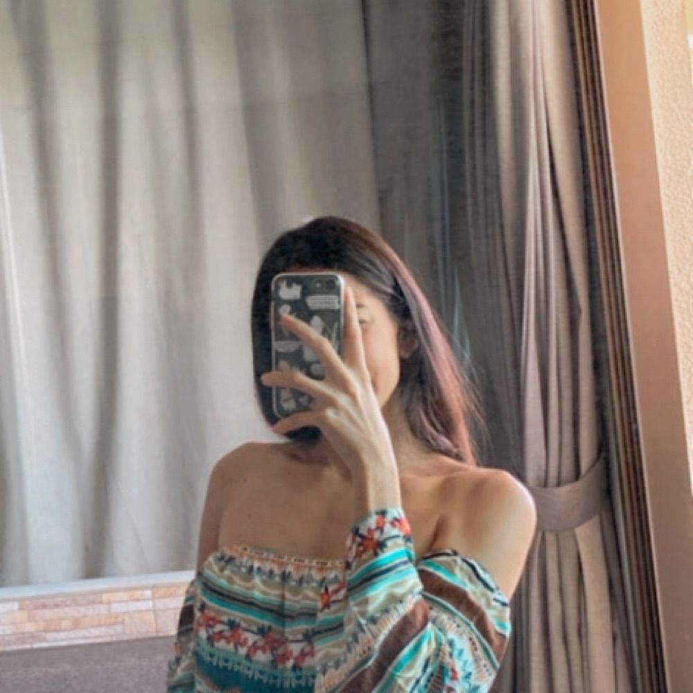 Thais ⟭⟬