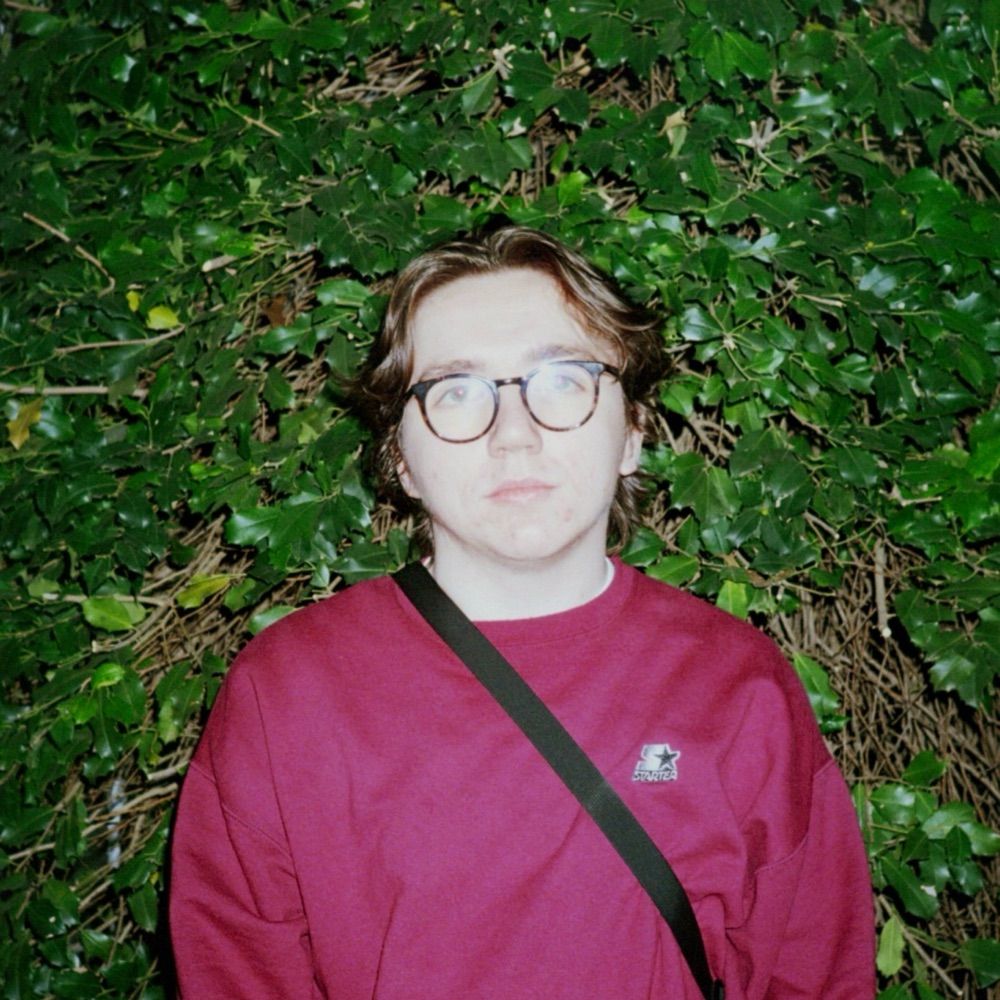 RUNNER BOY