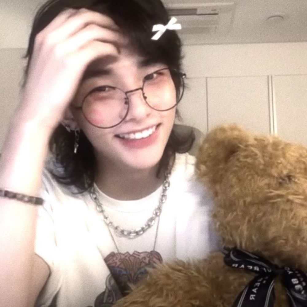 bibia (hyunjin's gf)