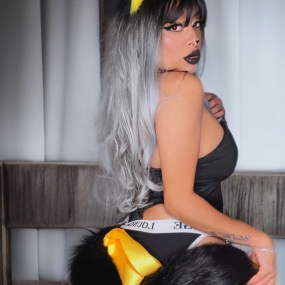 Laura Lunaxx
