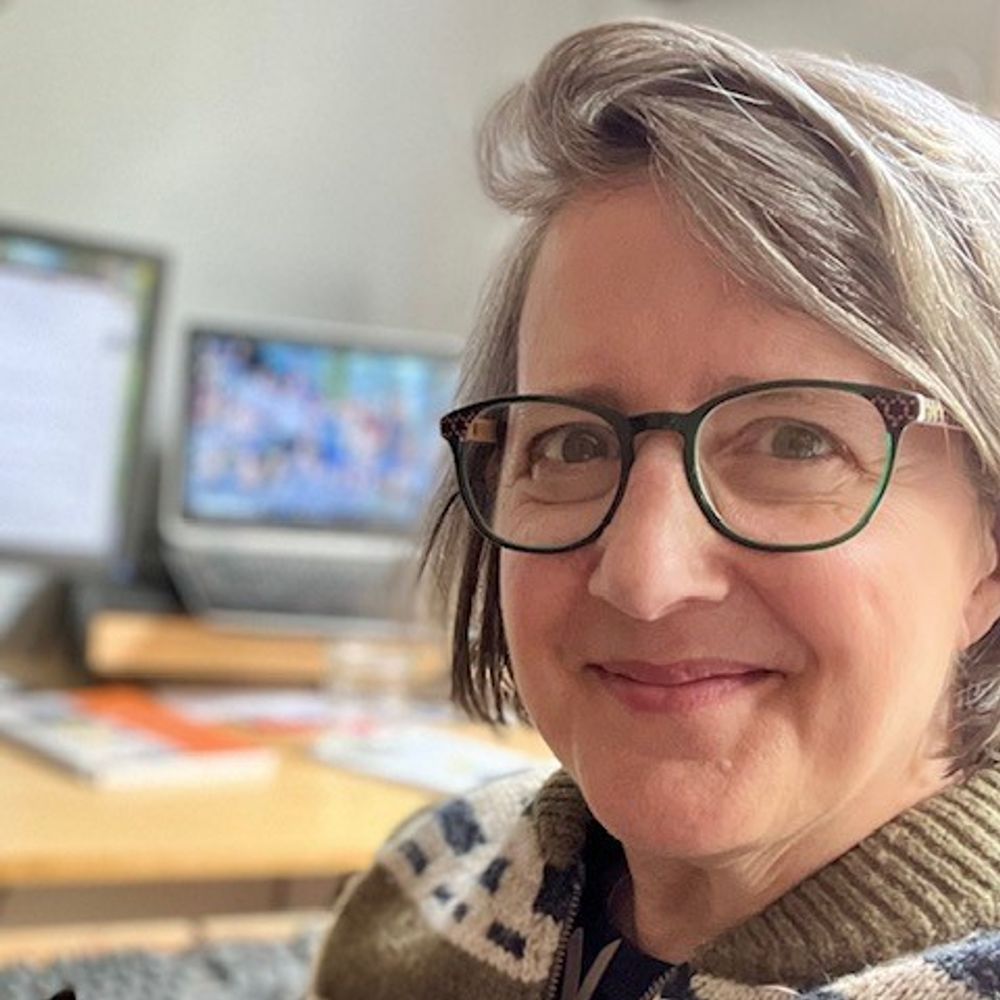 Lynn Jacobson (she/her)