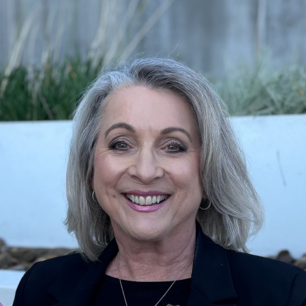 Dr Andrea Stringer