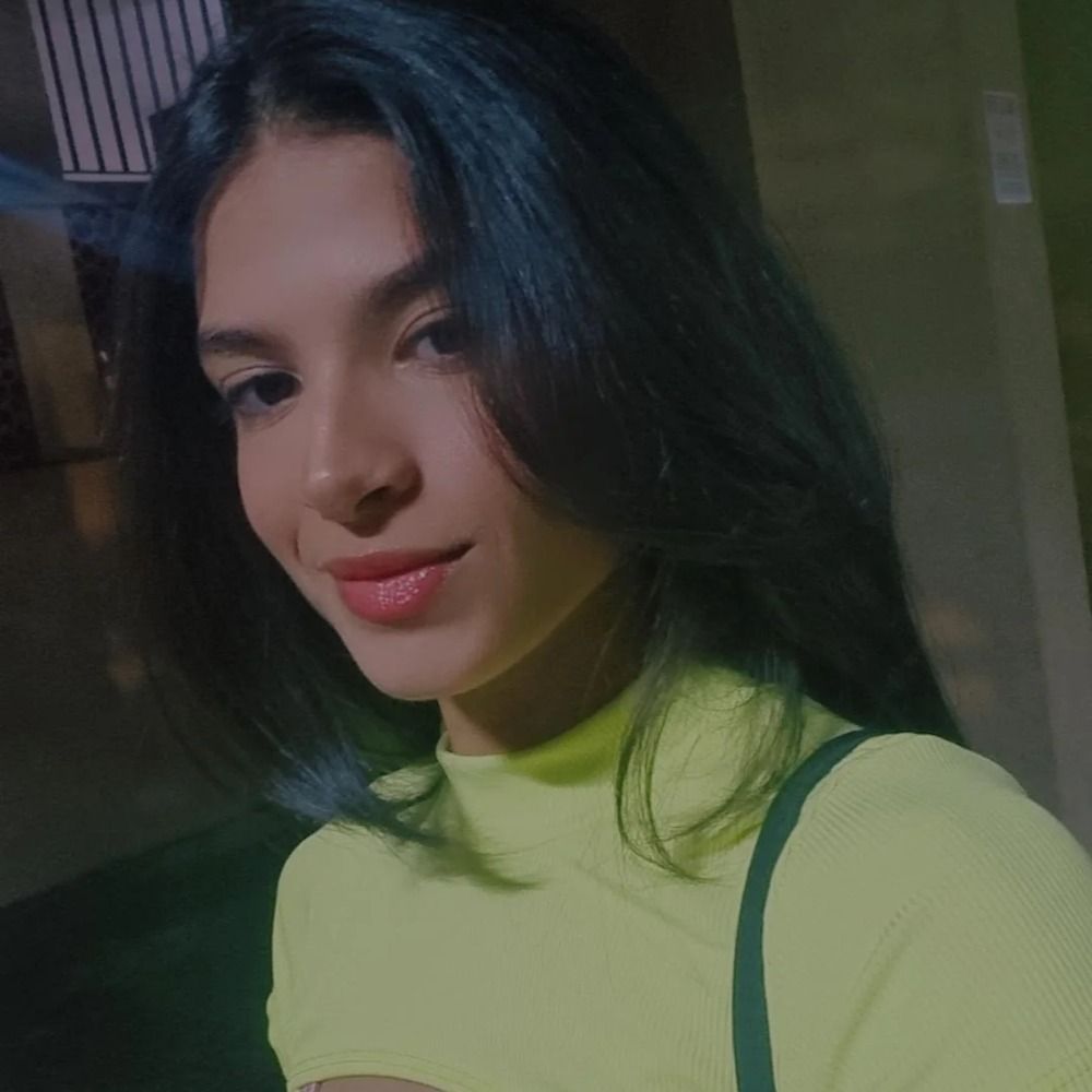 Thaís 