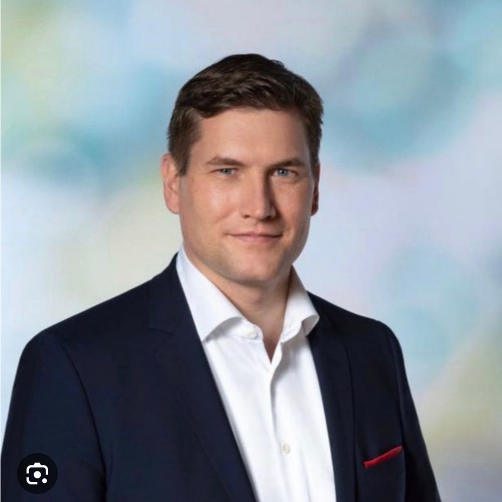 Simon Vaut 🇪🇺🇺🇦