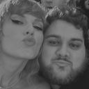 @dancinginyourlevis.swifties.social's avatar