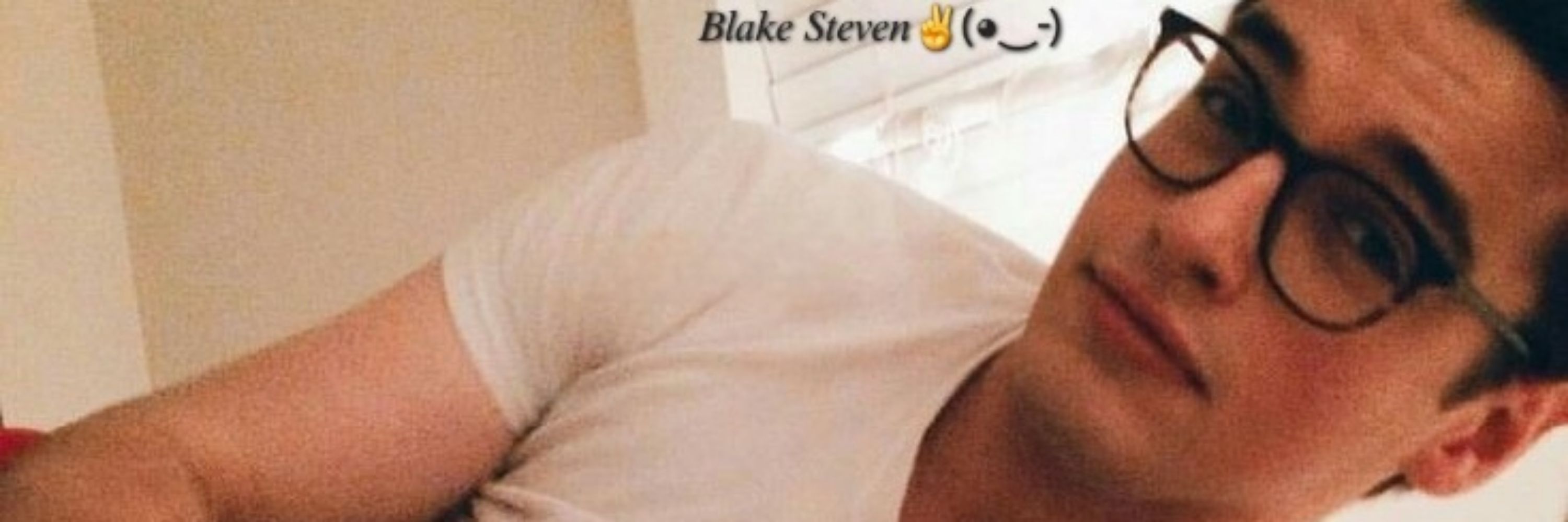 Blake Steven ✌(◕‿-)