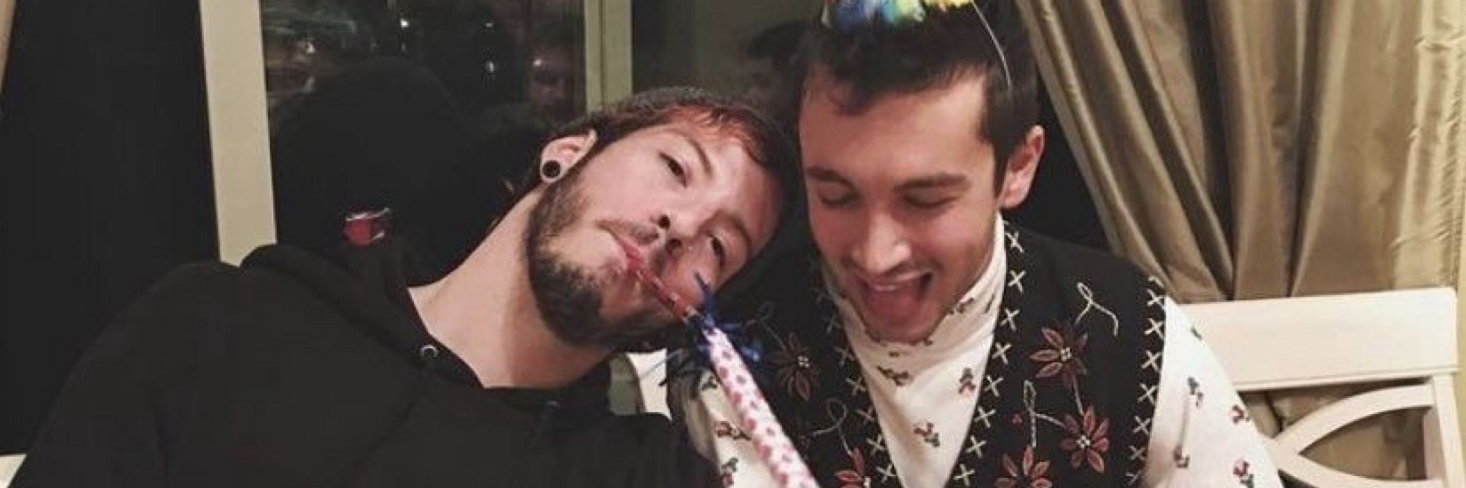 charlie |-/
