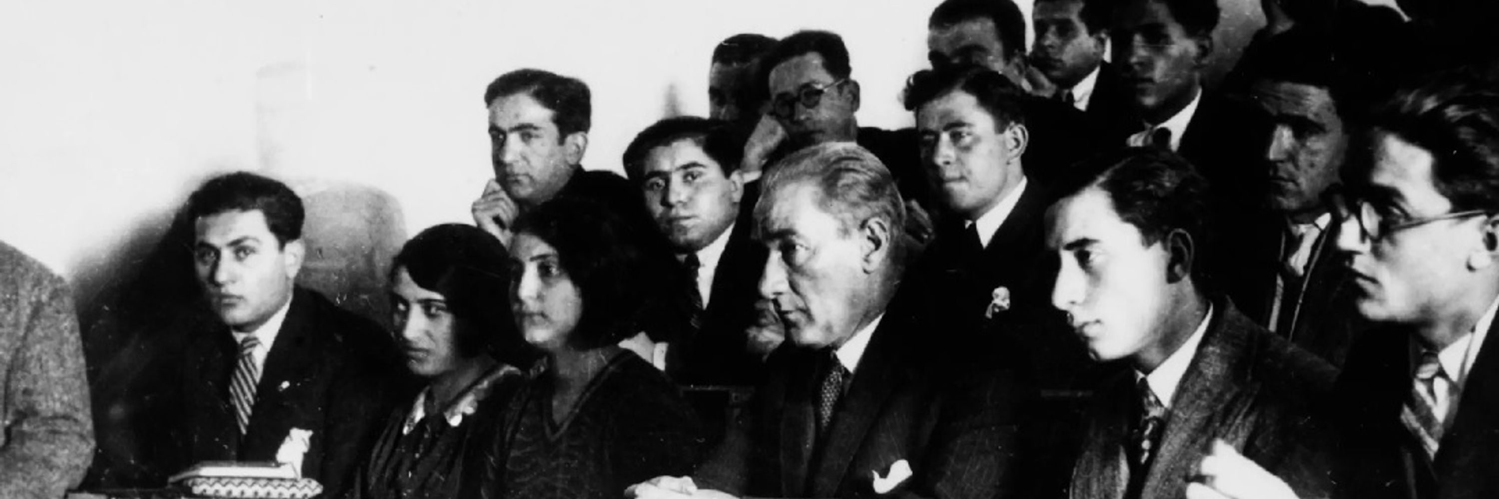 Dış Kapının Mandalı