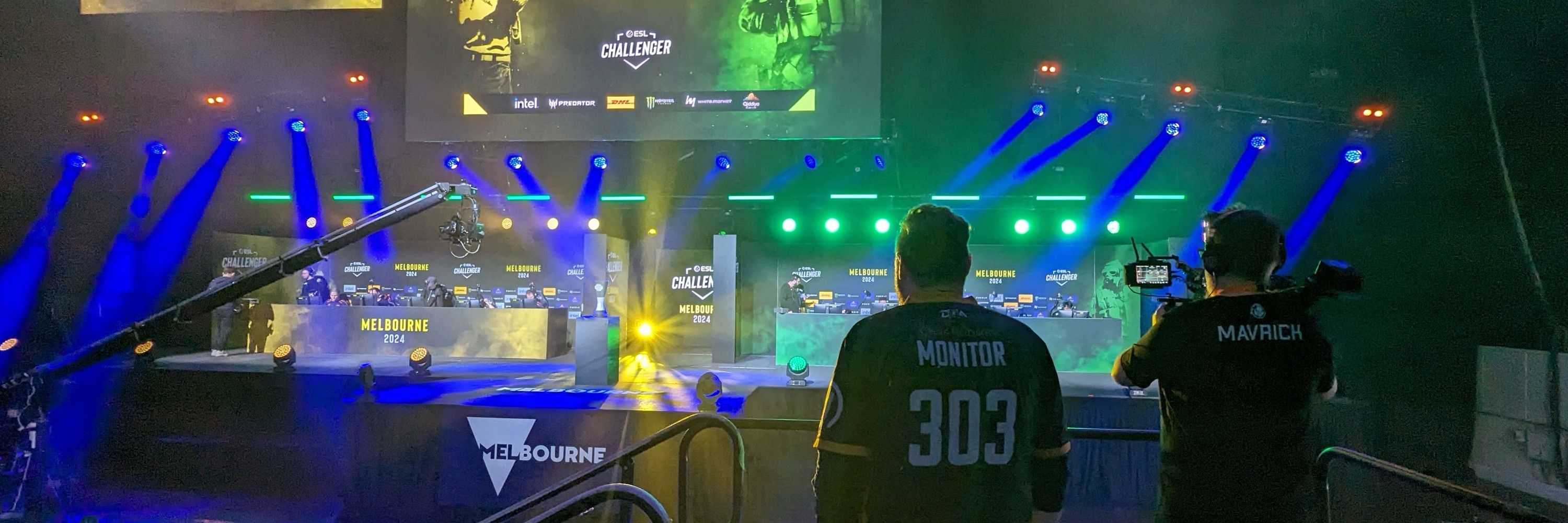 Monitor303