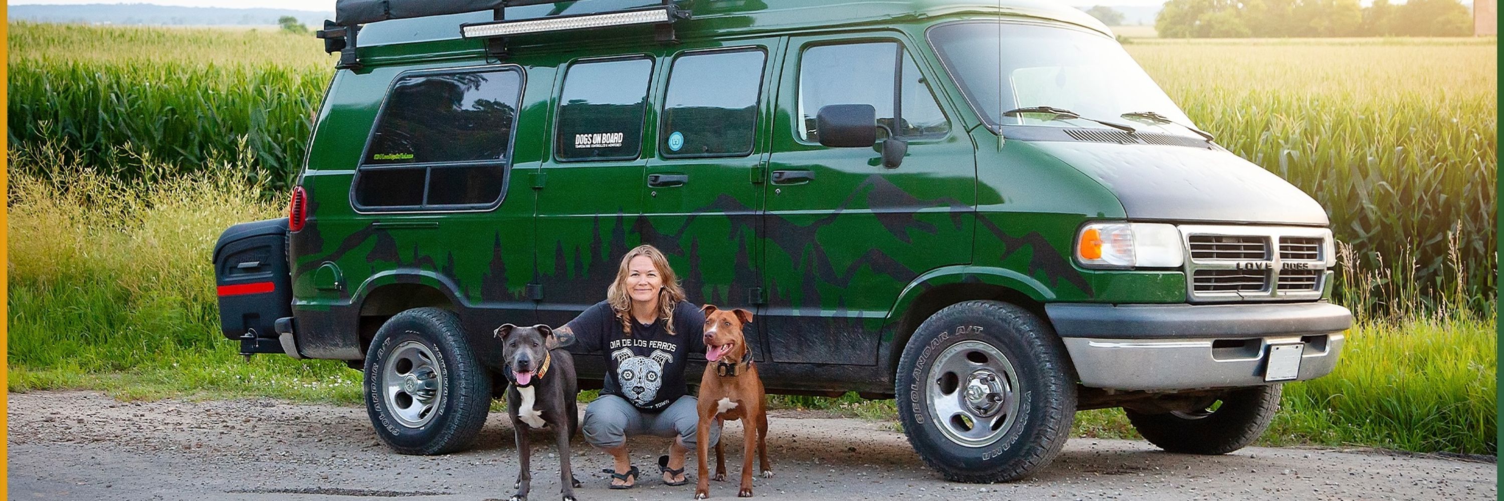 Tif Holmes (Love Dogs)