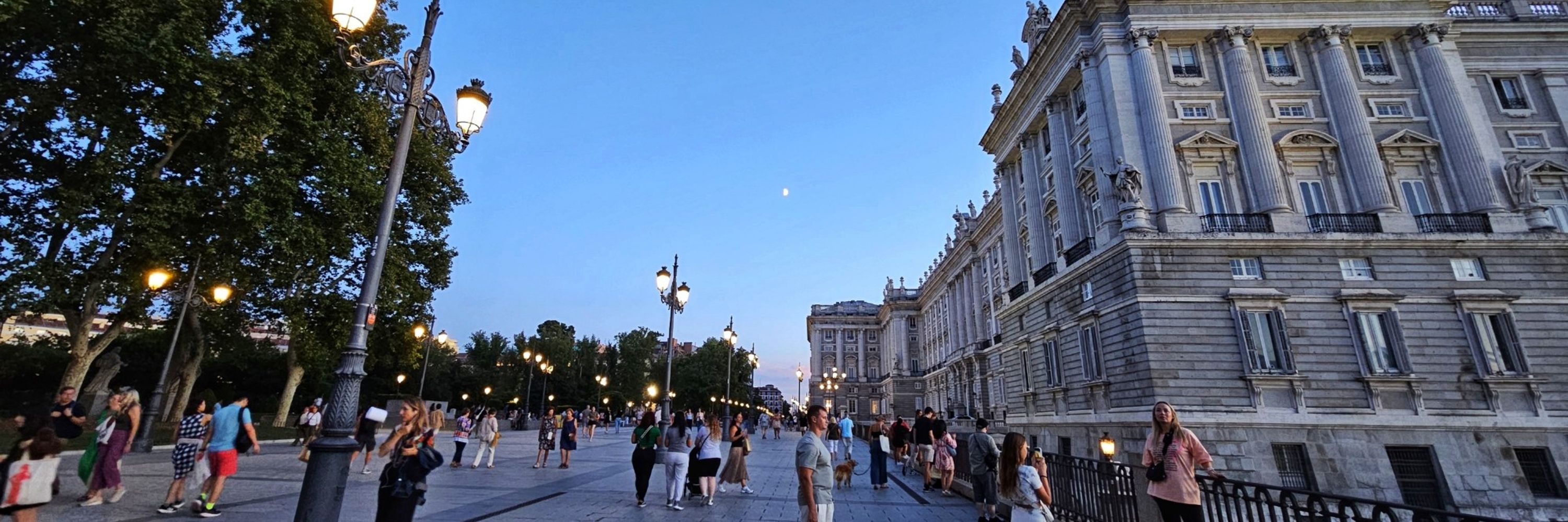 beka en españa 🇺🇸🇪🇸🇨🇿eo