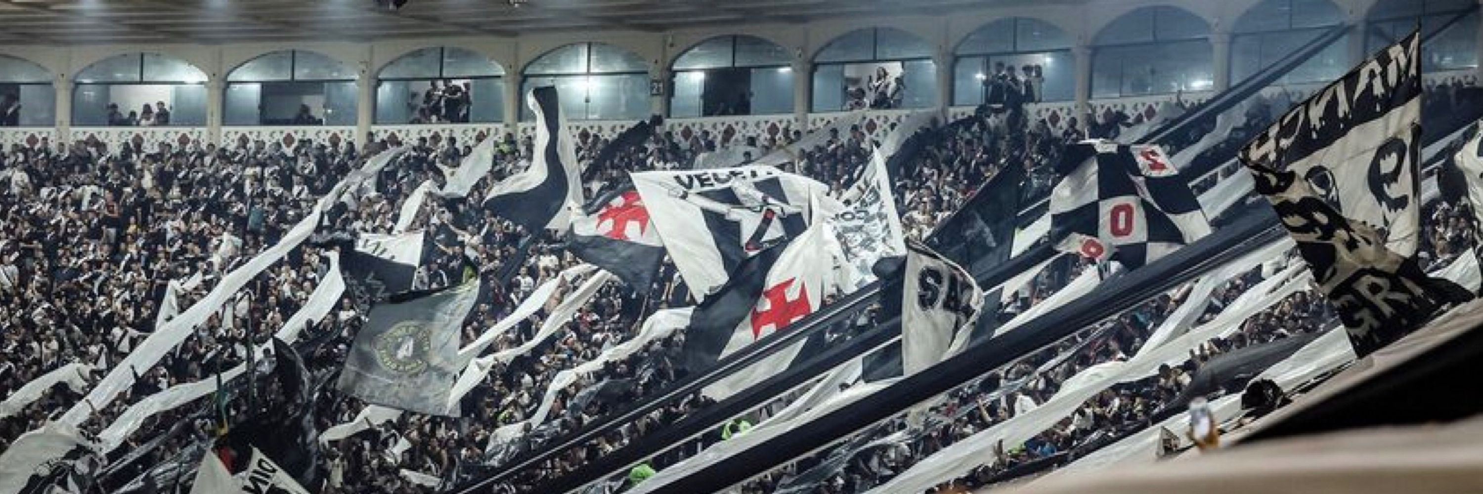 Belo, igual ao cantor #Vasco