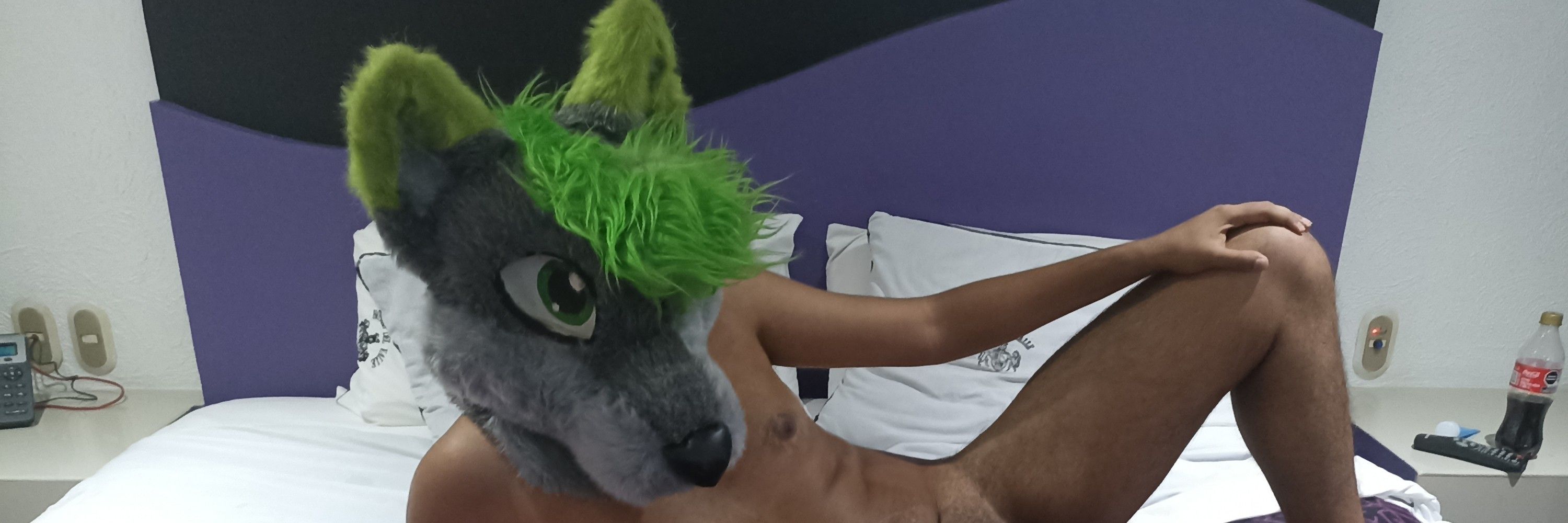 Zack Humphrey Wolf AD 🔜 warning yiff ⚠️