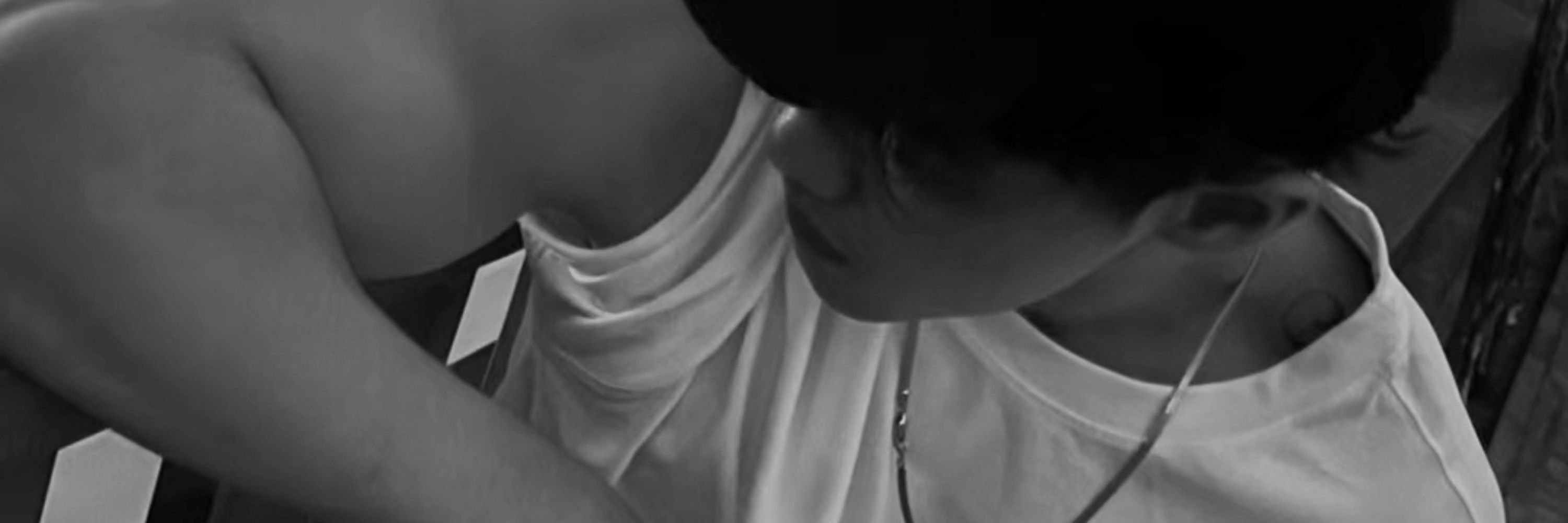 —               ⩩                𝐄𝗅𝗂.  