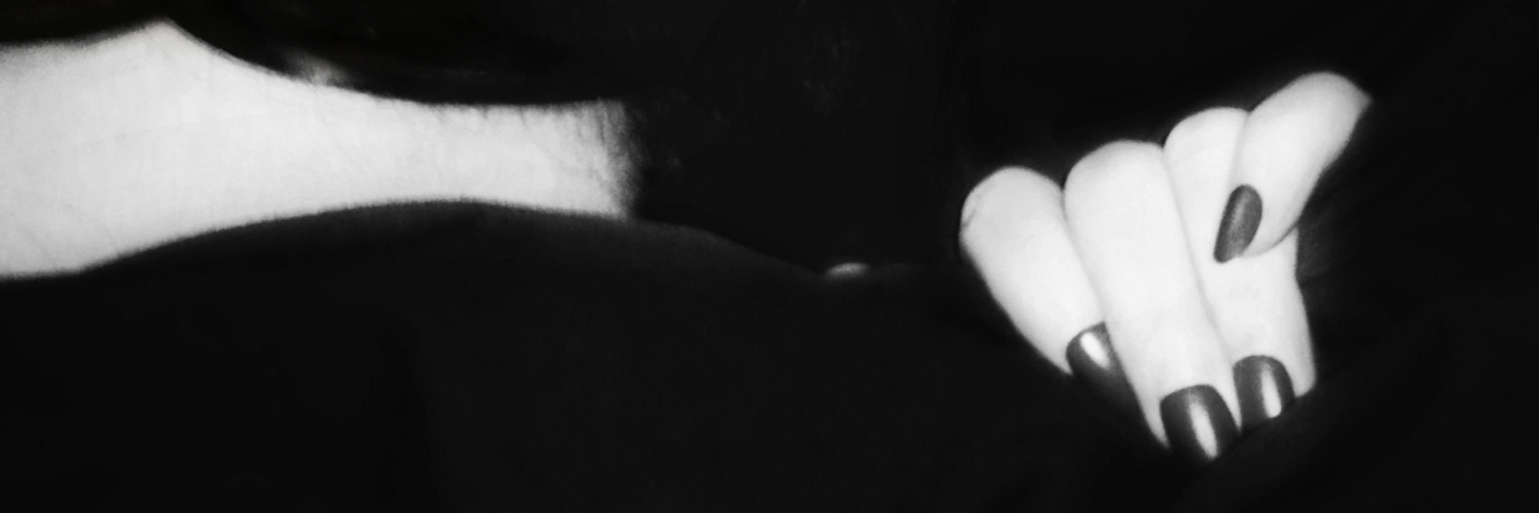 Aℓℓίe ; (I don't give a fuck Ära)