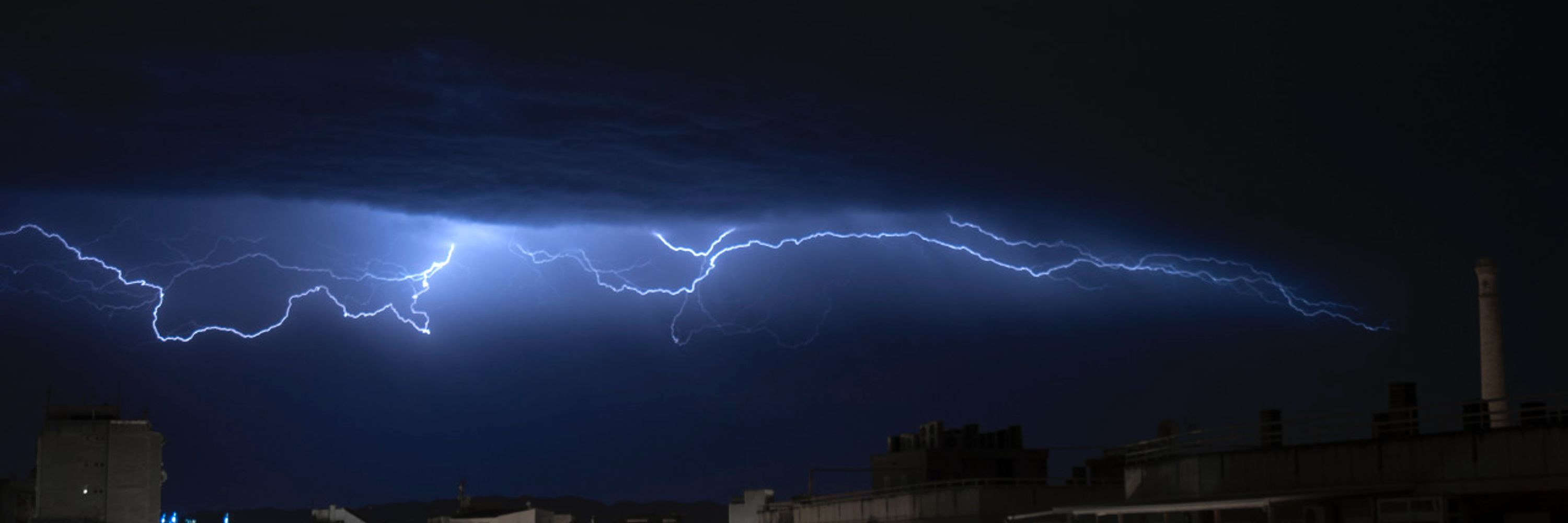 claus 🌩️