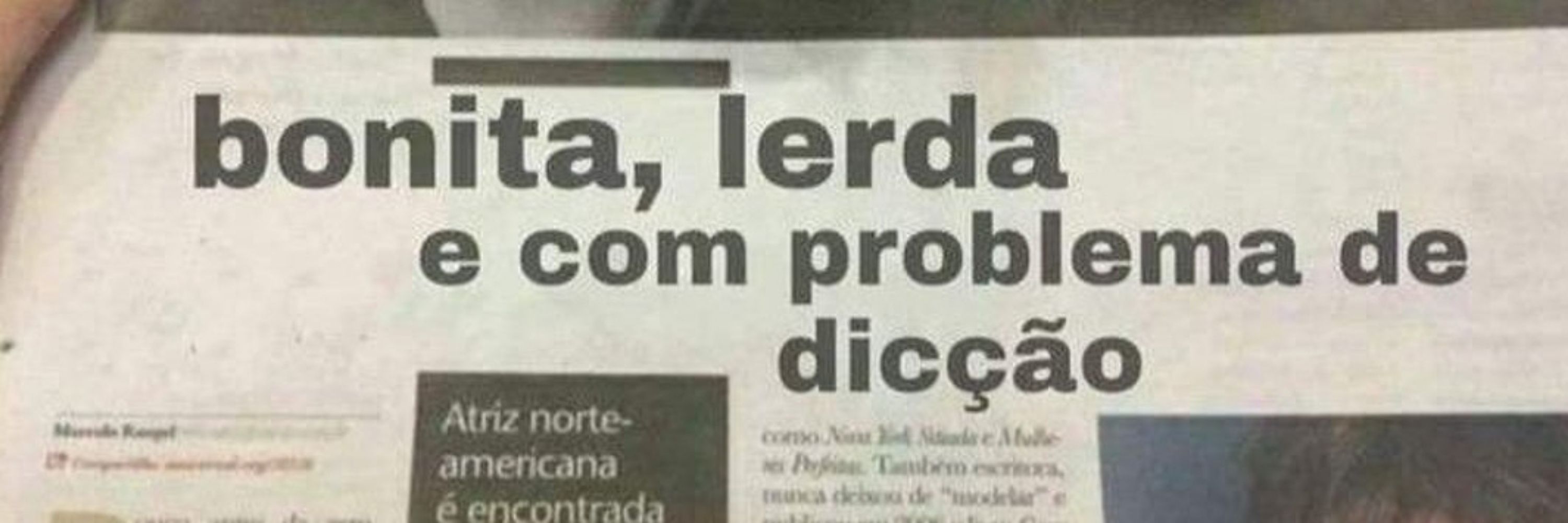 a cacheada loira de farma