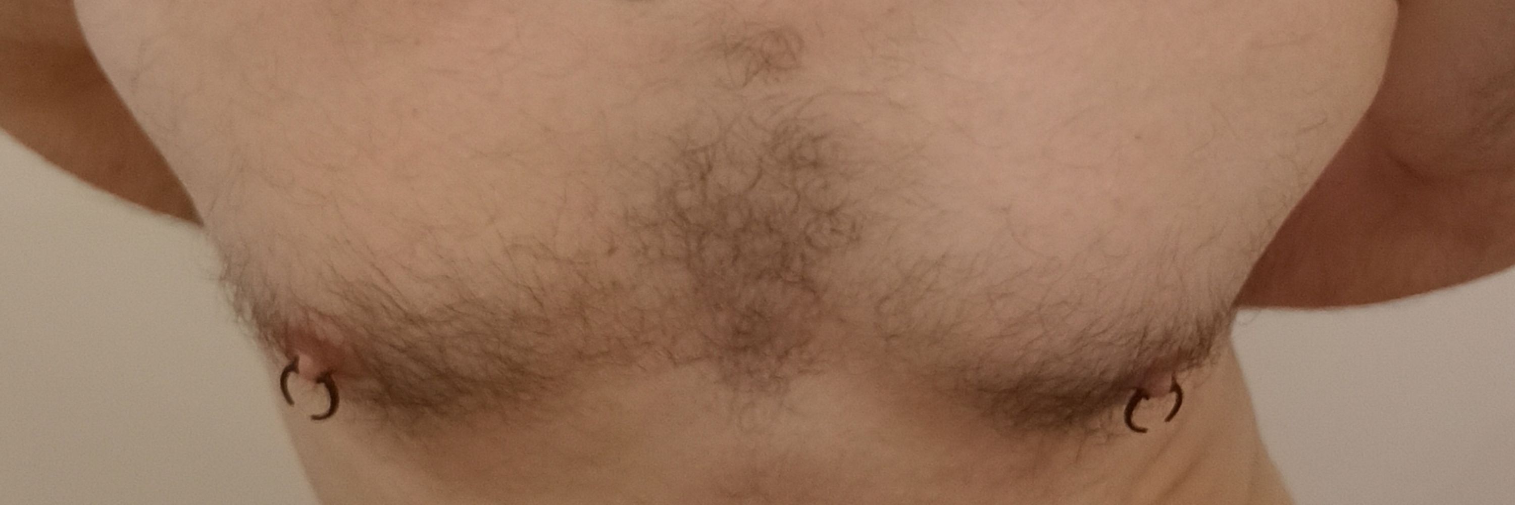 Friendly naked man of 27 years