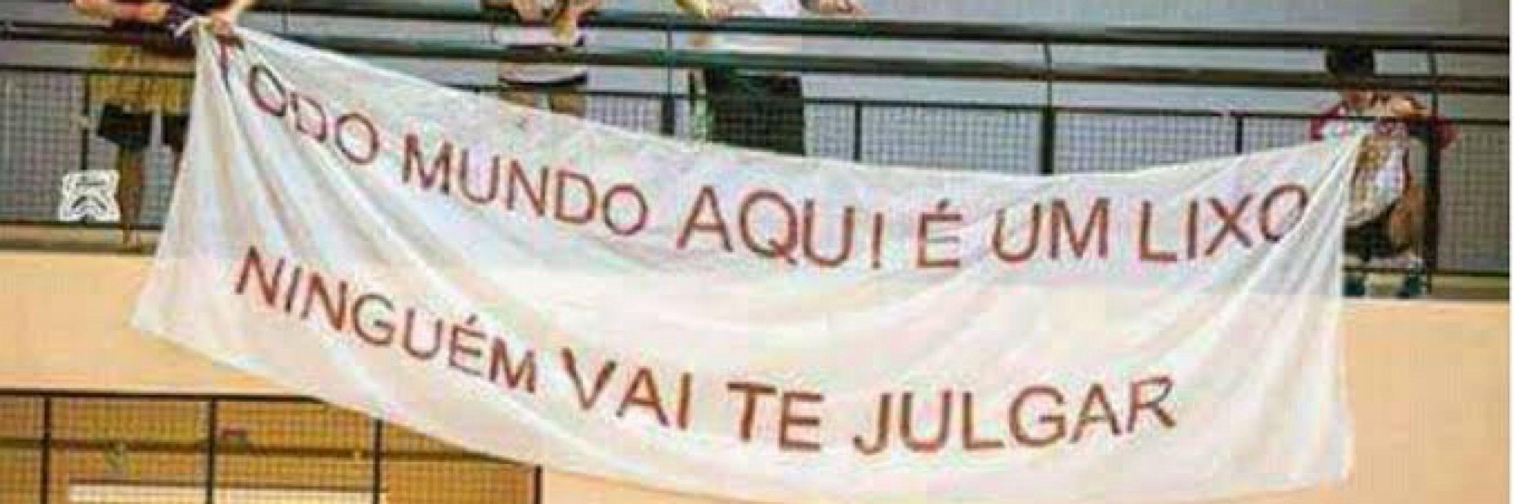 Central de Fofocas LTDA