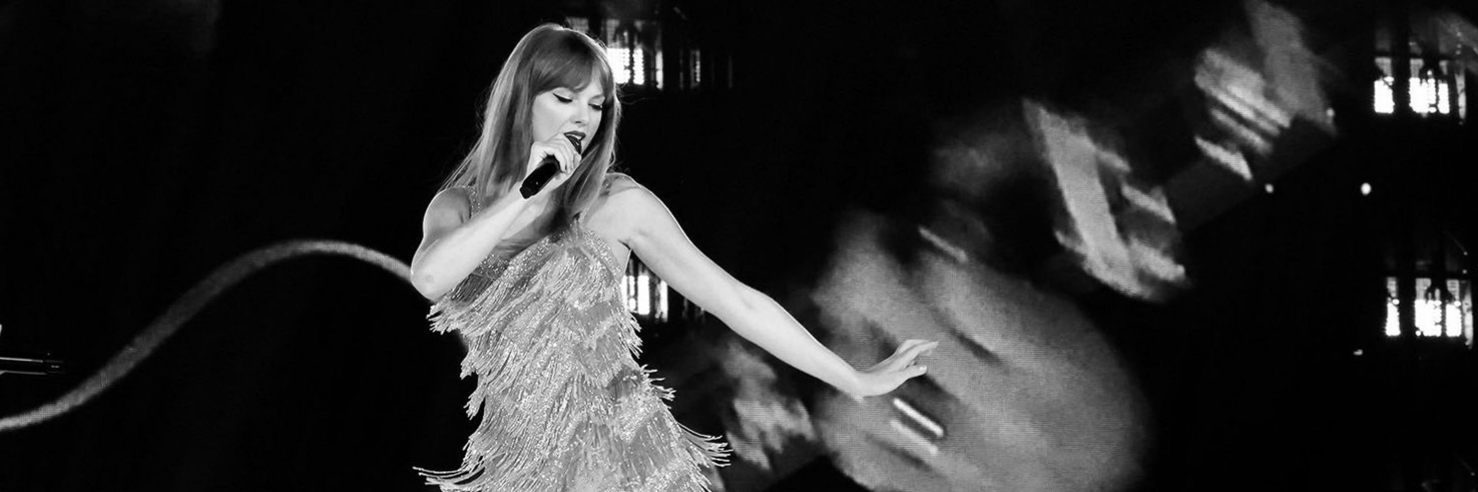 nat VIU A TAYLOR