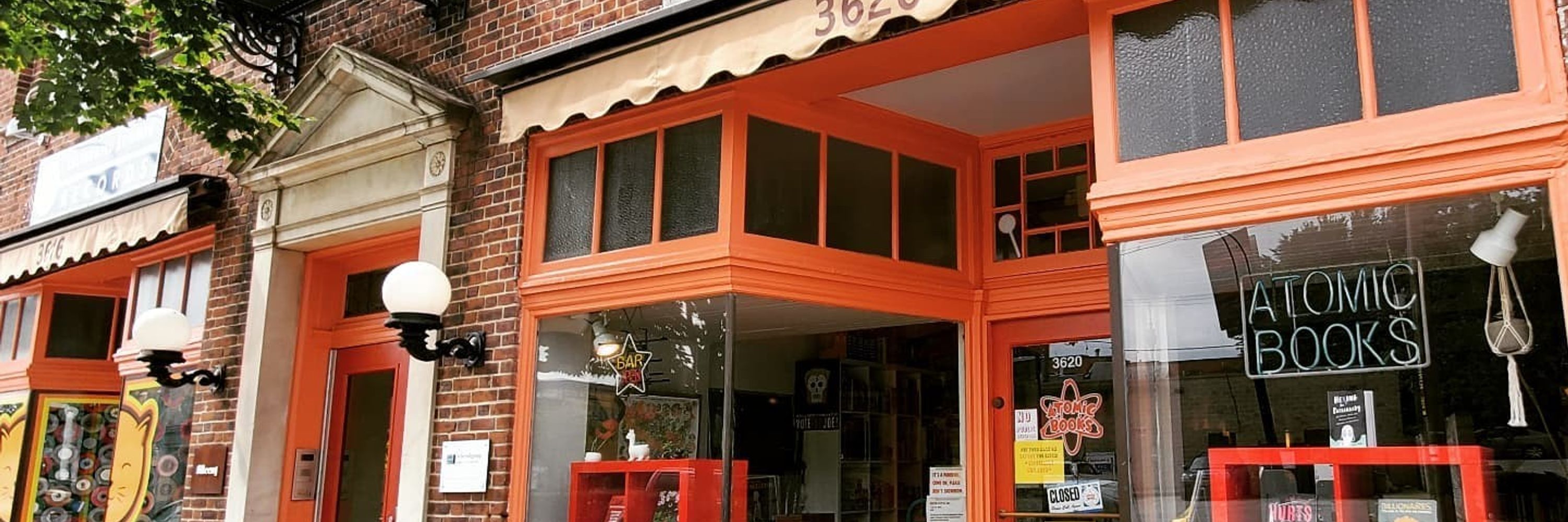 Atomic Books
