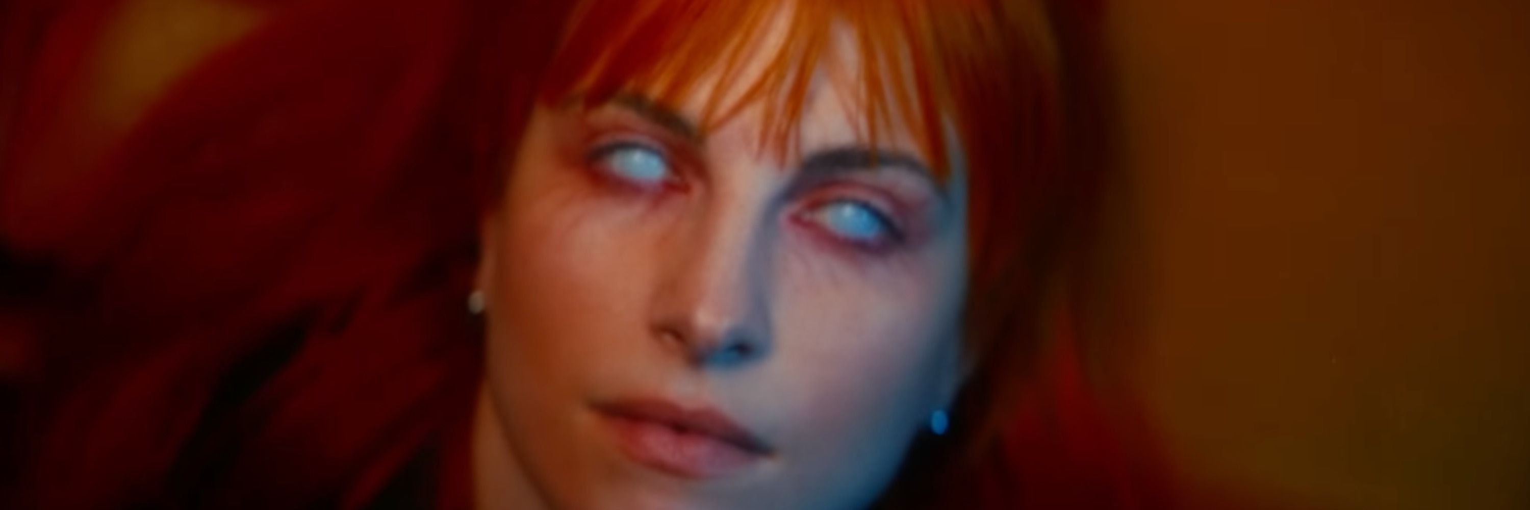 ʝαкє, α єsτʀαинα 