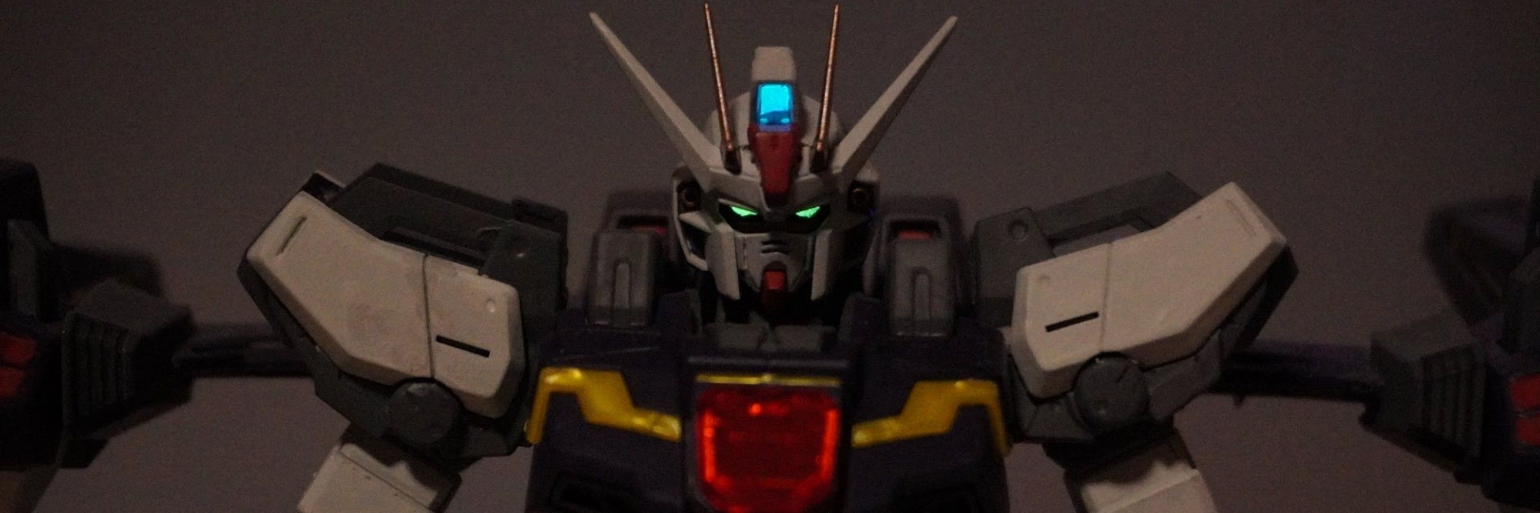 アキ