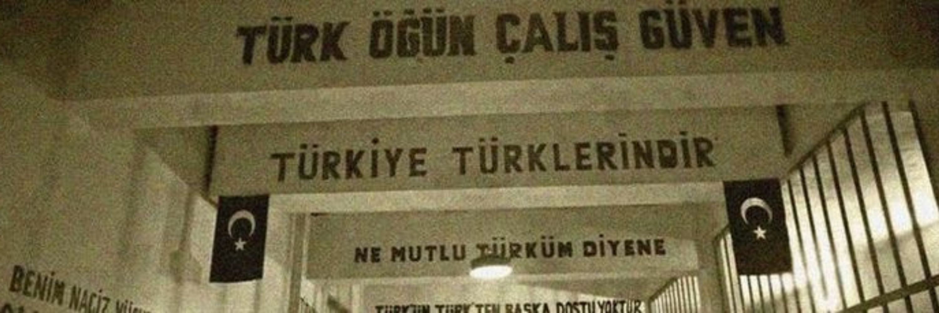 yoldaki öğrenci