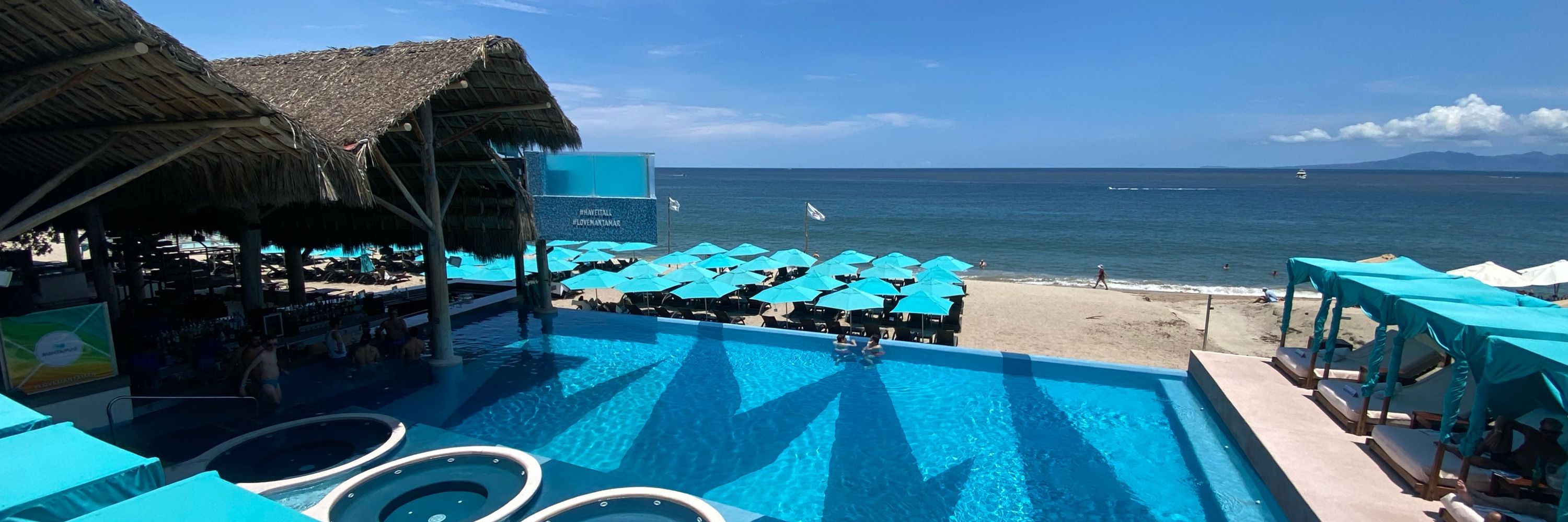 Mantamar Beach Club Bar & Sushi