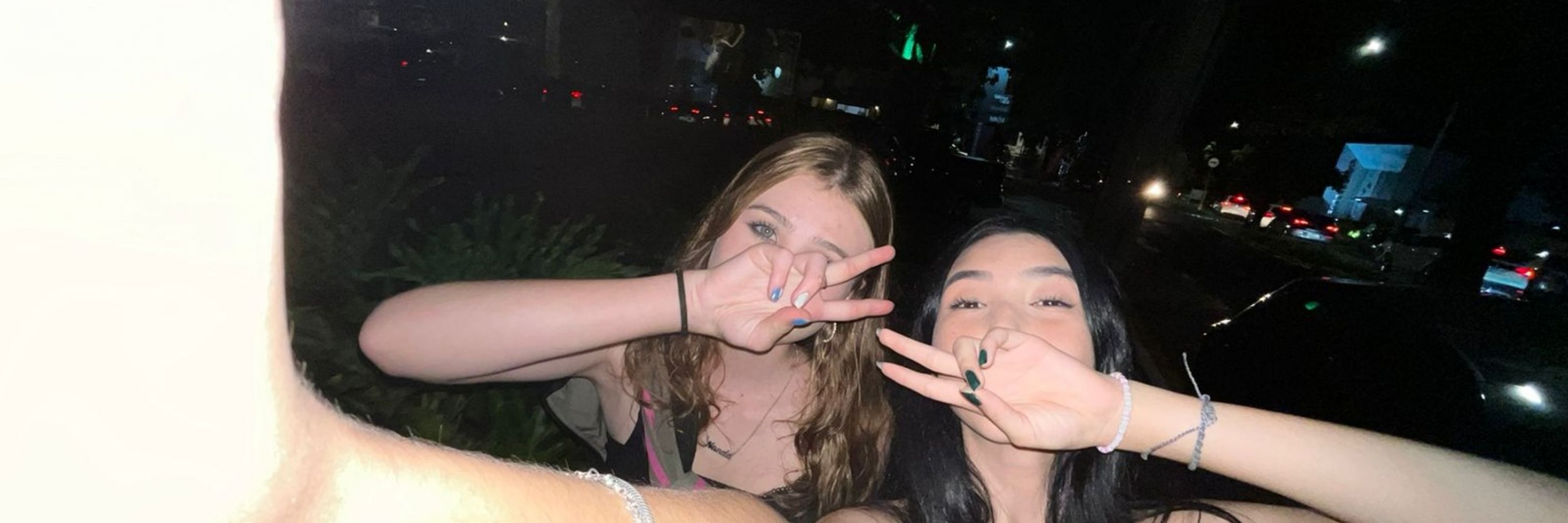loira burra👻