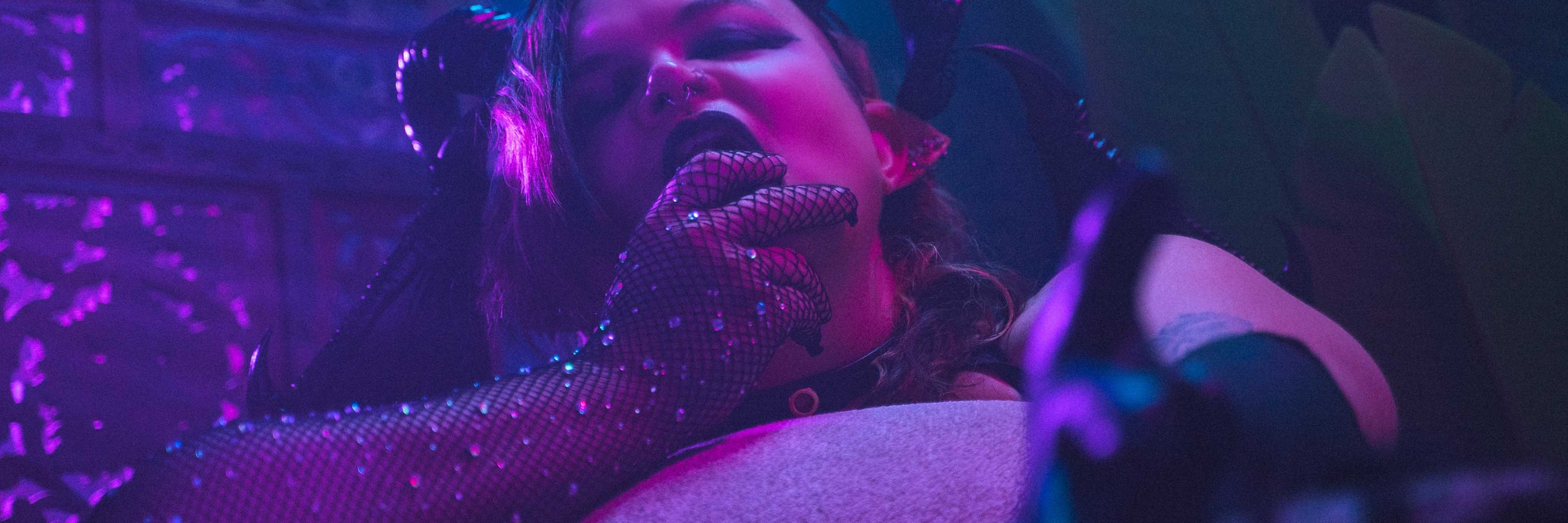 Jezebelle Jones (18+) 