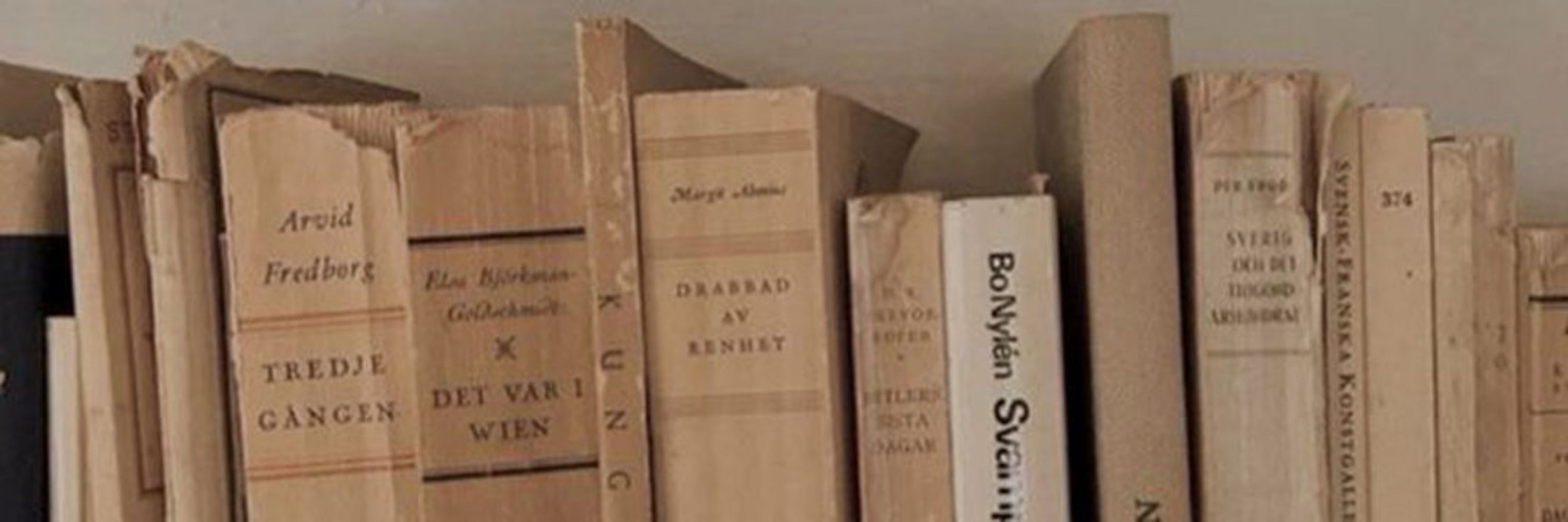 carol ⚜️ | 📖: bunny