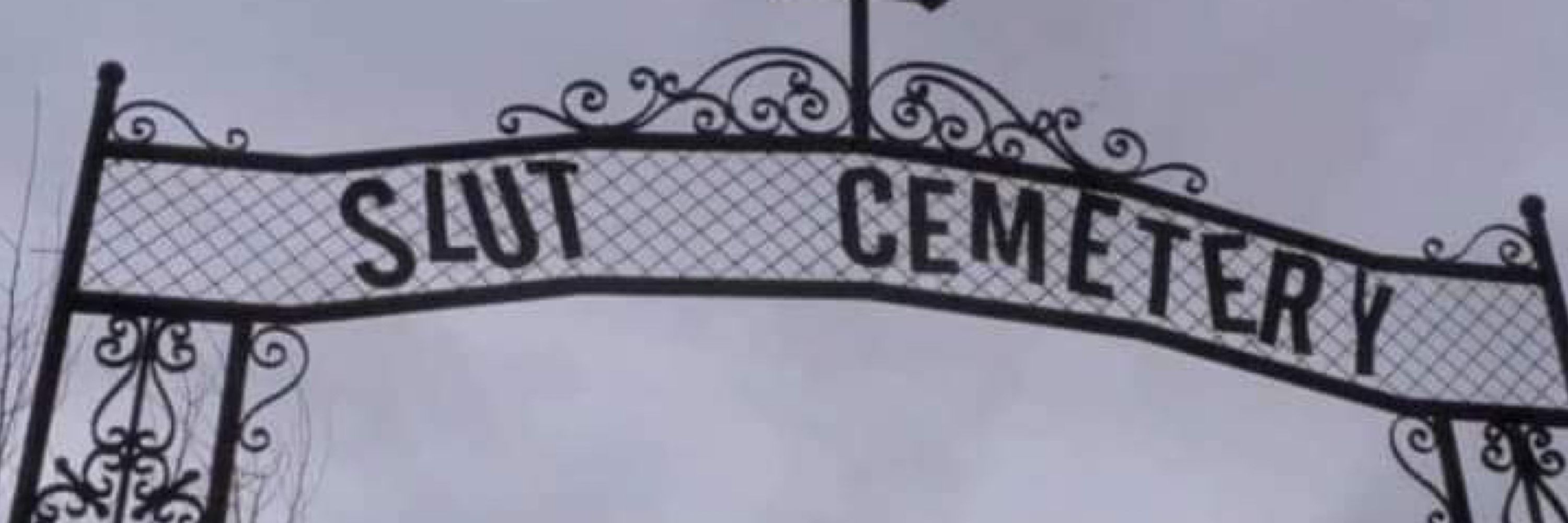SpookyMamí