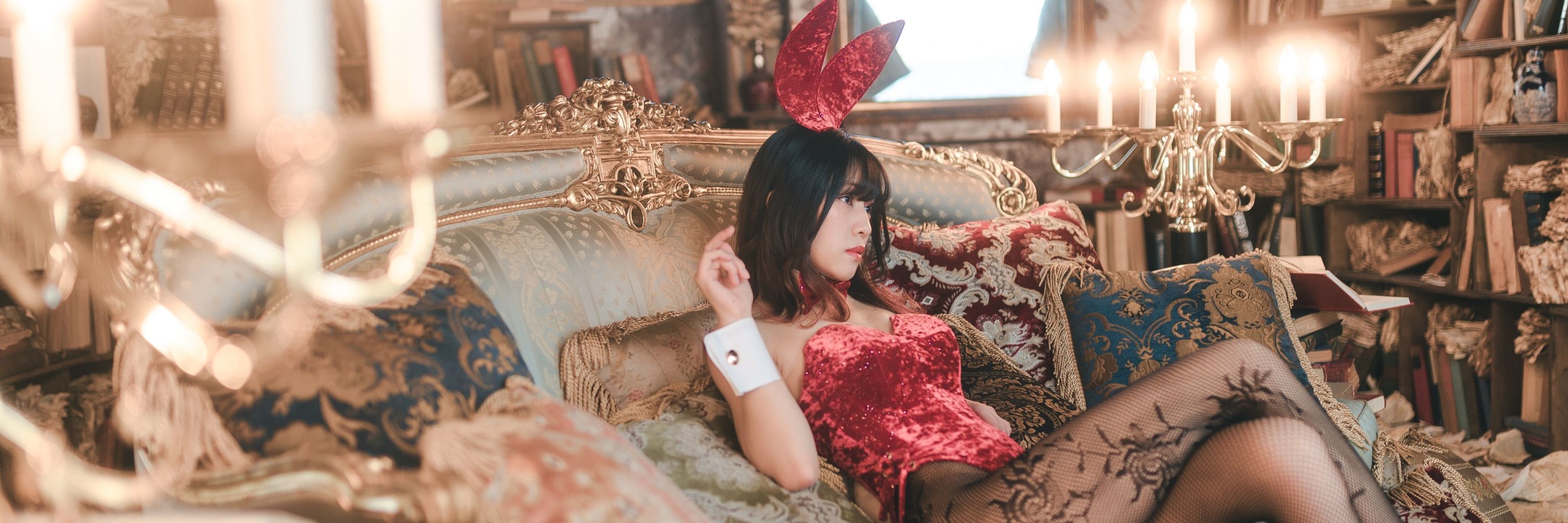 紅亜まり