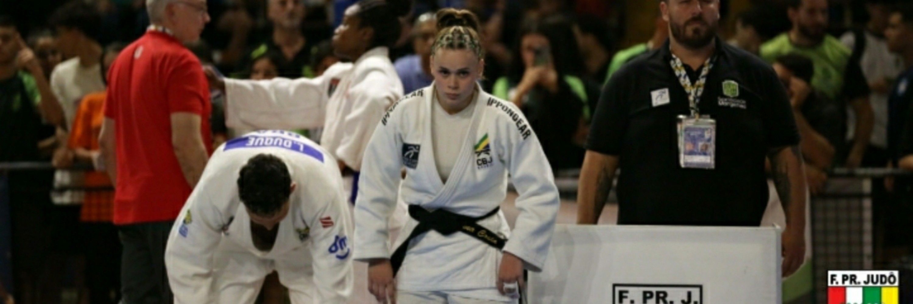 ana carolinE marés🥇