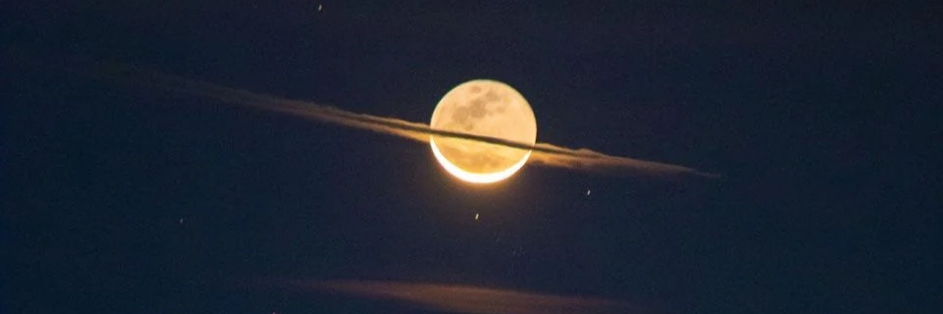 🌙
