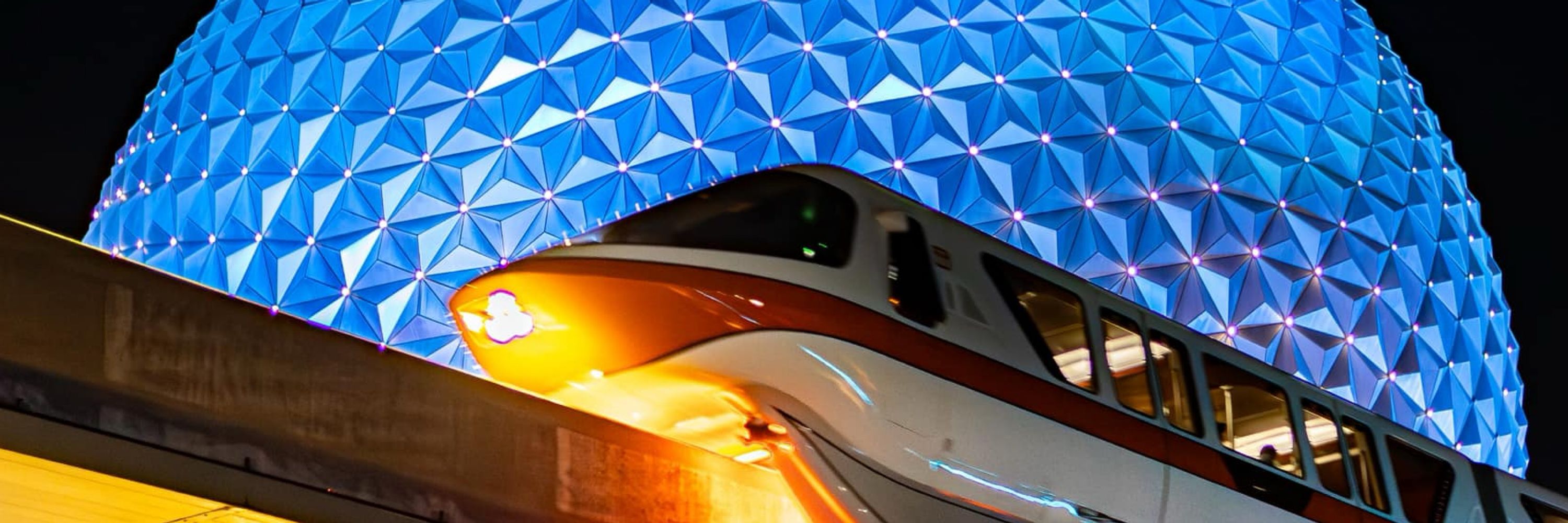EPCOT Curtis