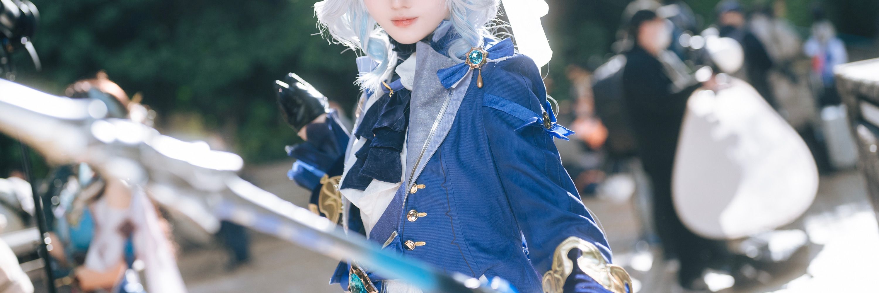 緋月 かりら
