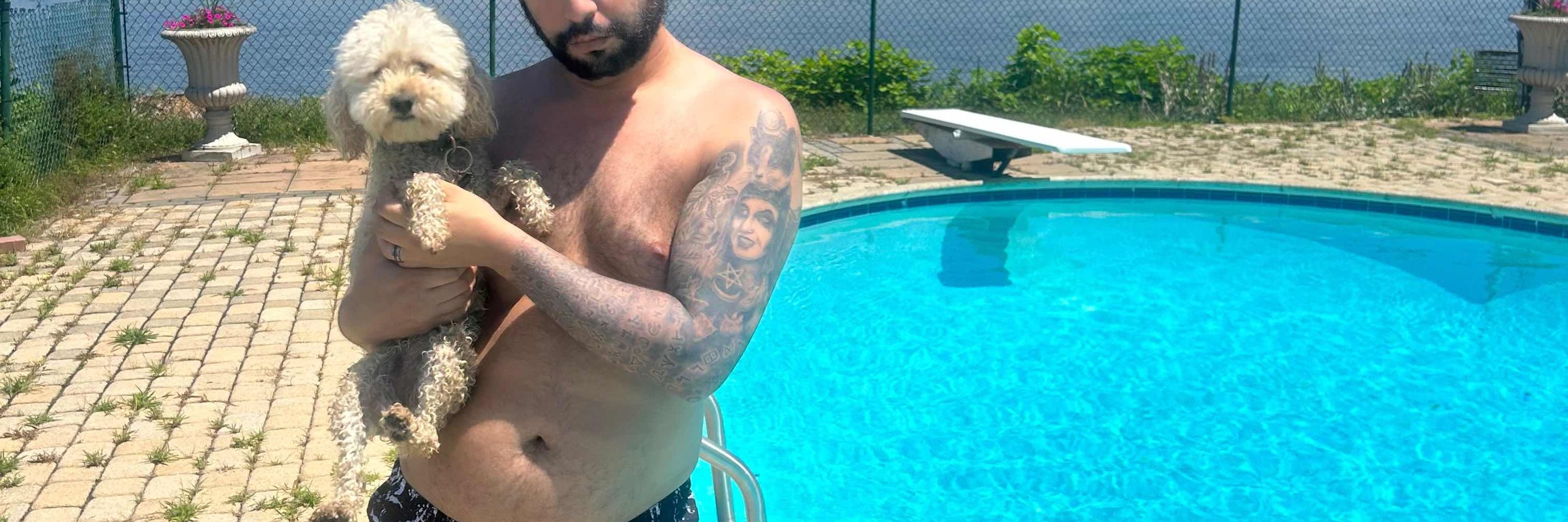 Adolfaux 