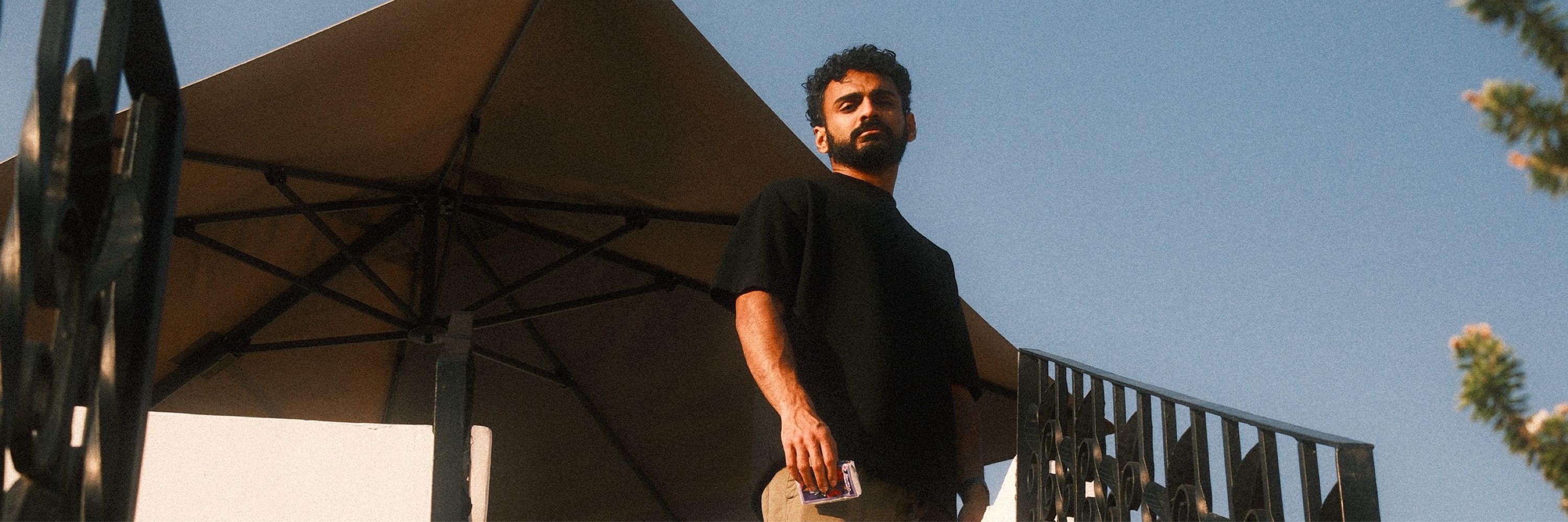 Miraj H